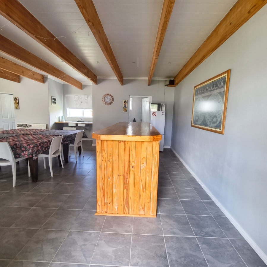 2 Bedroom Property for Sale in Struisbaai Western Cape